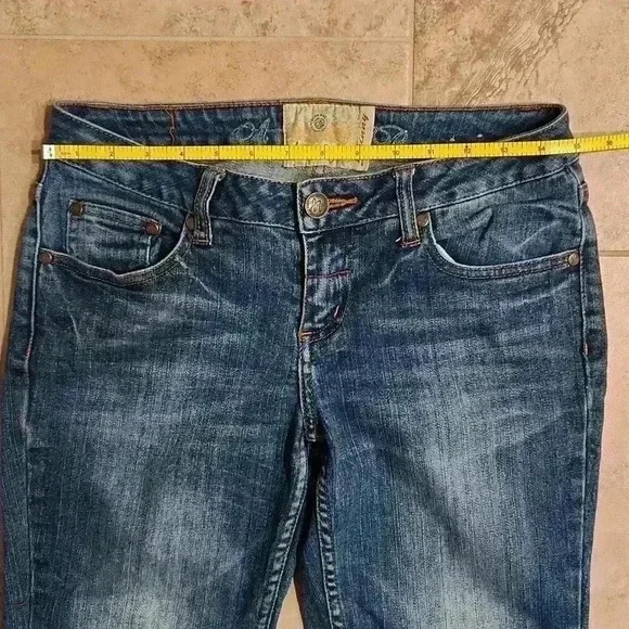 American Rag Short Length Skinny Jeans - Picture 3 of 9